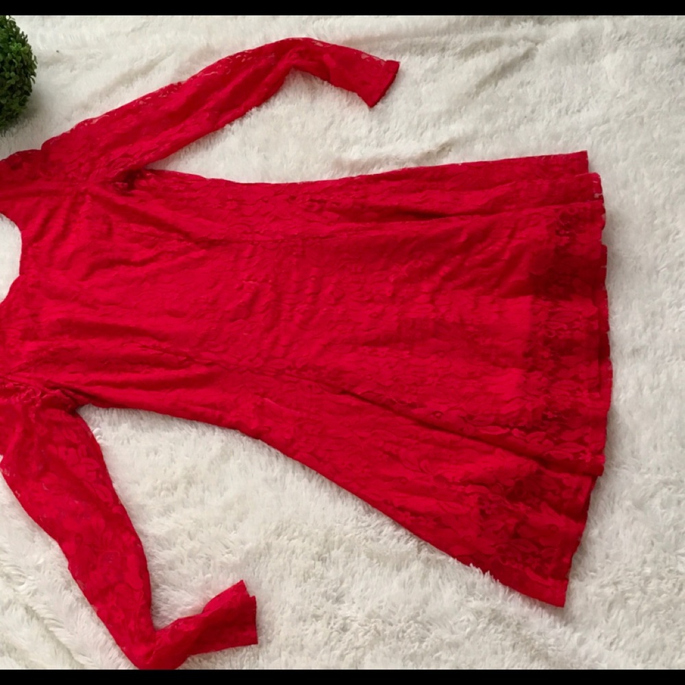 RED LACE DRESS
